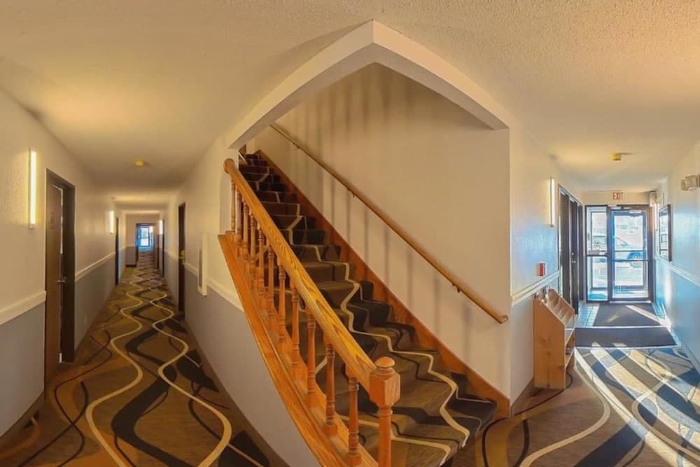 Coratel Inn & Suites by Jasper Hastings interior in Hastings, MN — gallery photo 2