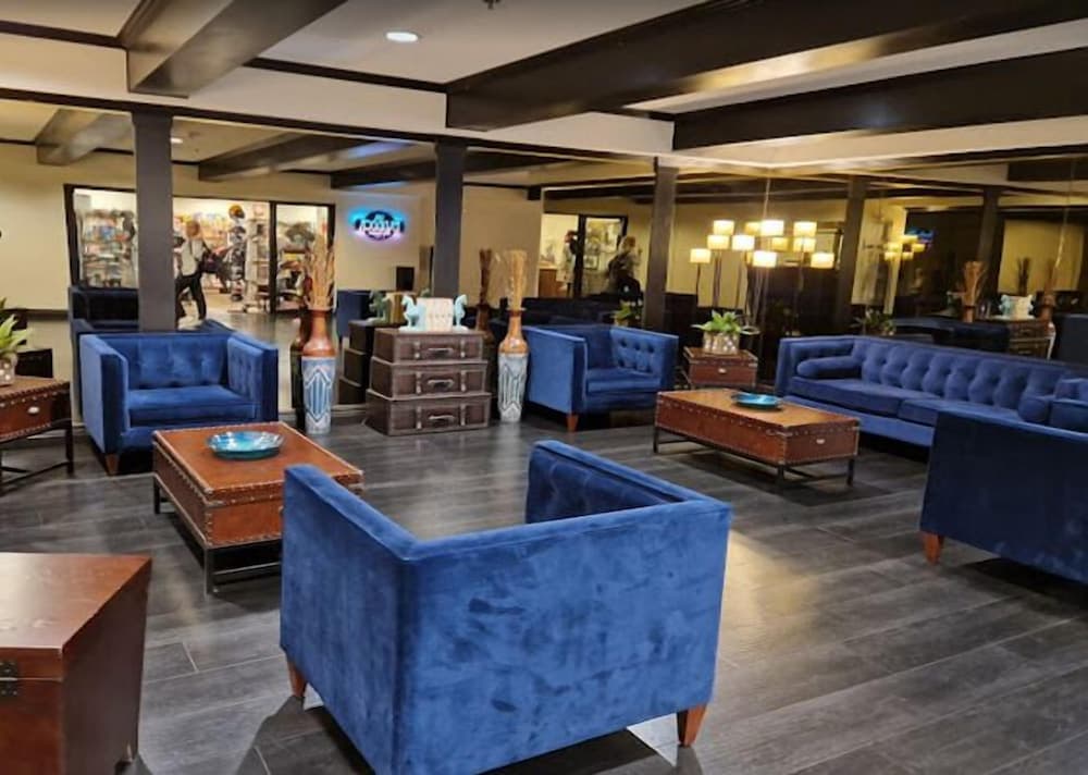 LVStripHouse Condos Sleeps up to 14 interior in Las Vegas, NV — gallery photo 2