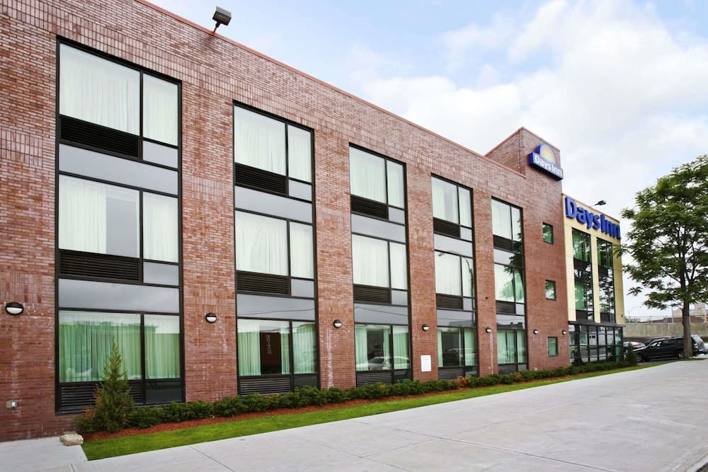 Days Inn by Wyndham Bronx Near Stadium featured exterior or lobby in Bronx, NY — similar hotel
