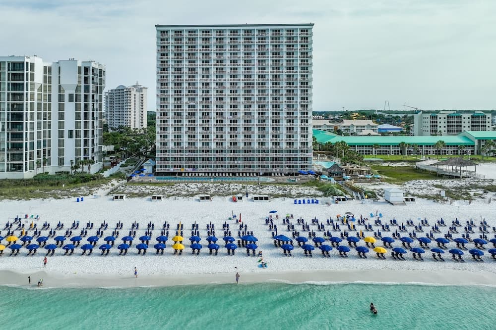 Pelican Beach Resort by Colasan featured exterior or lobby in Destin, FL — similar hotel