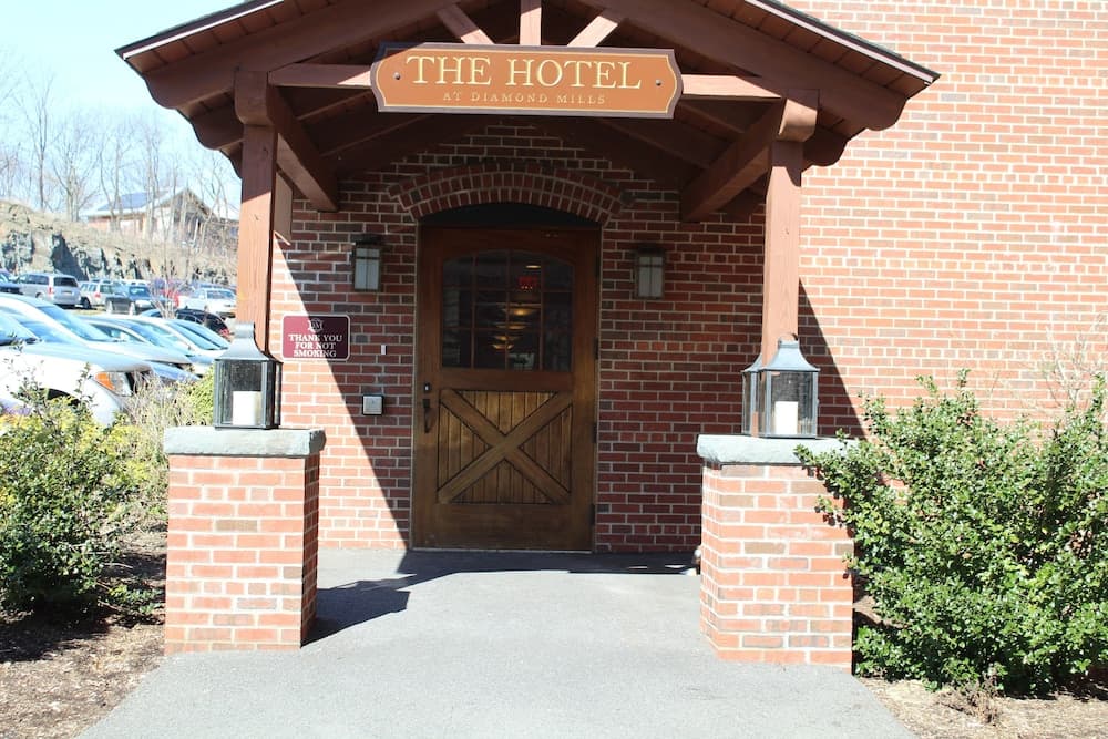 Diamond Mills Resort gallery photo in Saugerties, NY — image 21