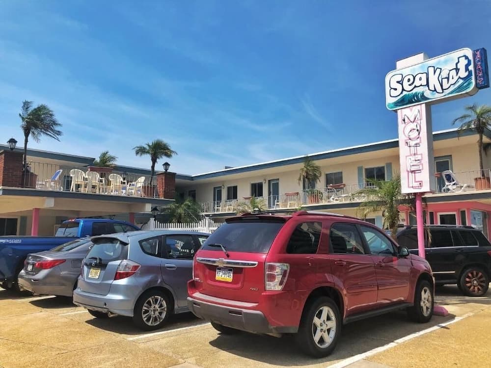 Sea Kist Motel featured exterior or lobby in Wildwood, NJ — similar hotel