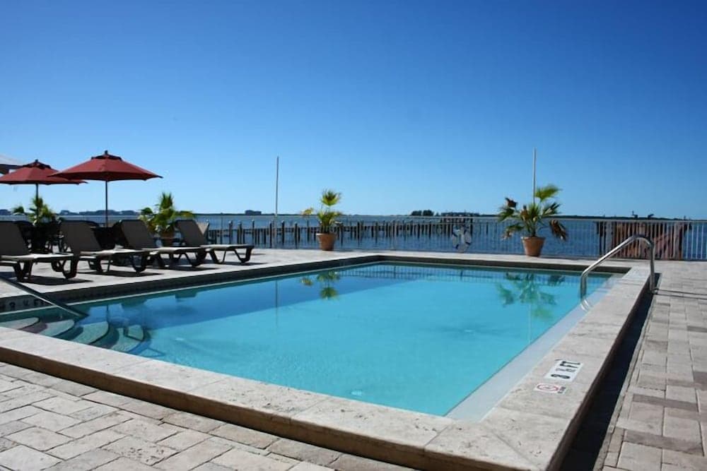 Beso Del Sol Resort property views in Dunedin, FL — gallery photo 3