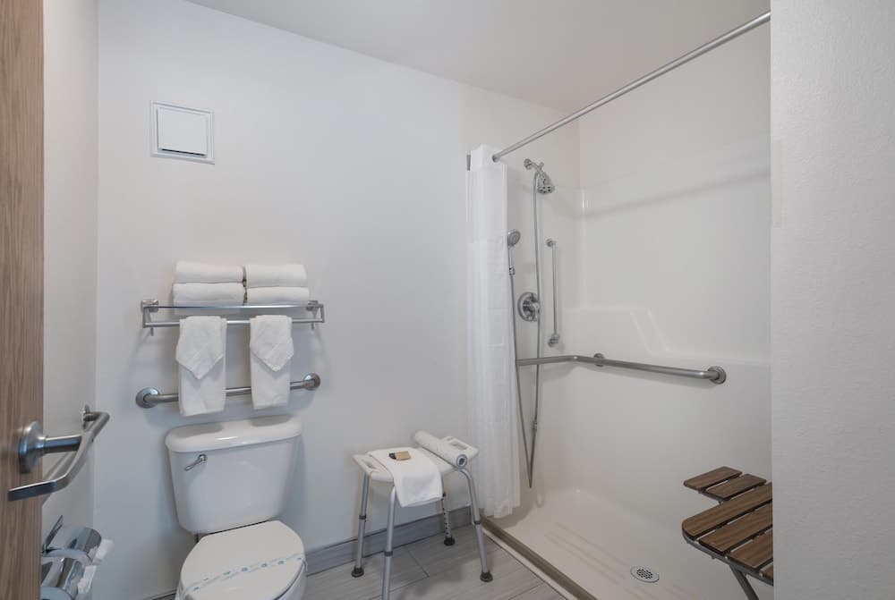Quality Inn & Suites Kennewick Tri-Cities gallery photo in Kennewick, WA — image 15
