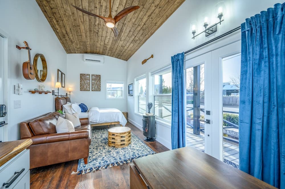 The Boutique Retreat gallery photo in McMinnville, OR — image 34