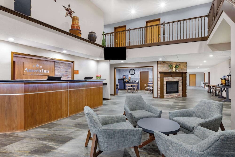 AmericInn by Wyndham Pella interior in Pella, IA — gallery photo 2