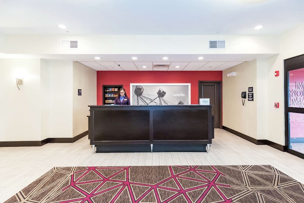Hampton Inn & Suites Sandusky/Milan property views in Milan, OH — gallery photo 3