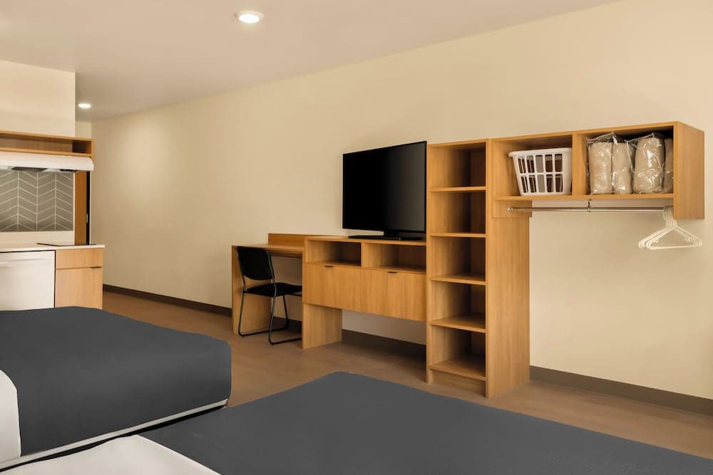 LivAway Suites- Syracuse gallery photo in Syracuse, NY — image 22