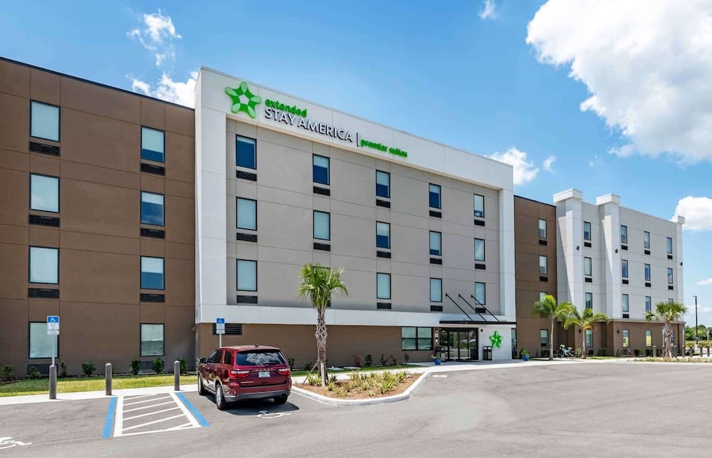 Extended Stay America Premier Suites Melbourne I95 featured exterior or lobby in Melbourne, FL — similar hotel