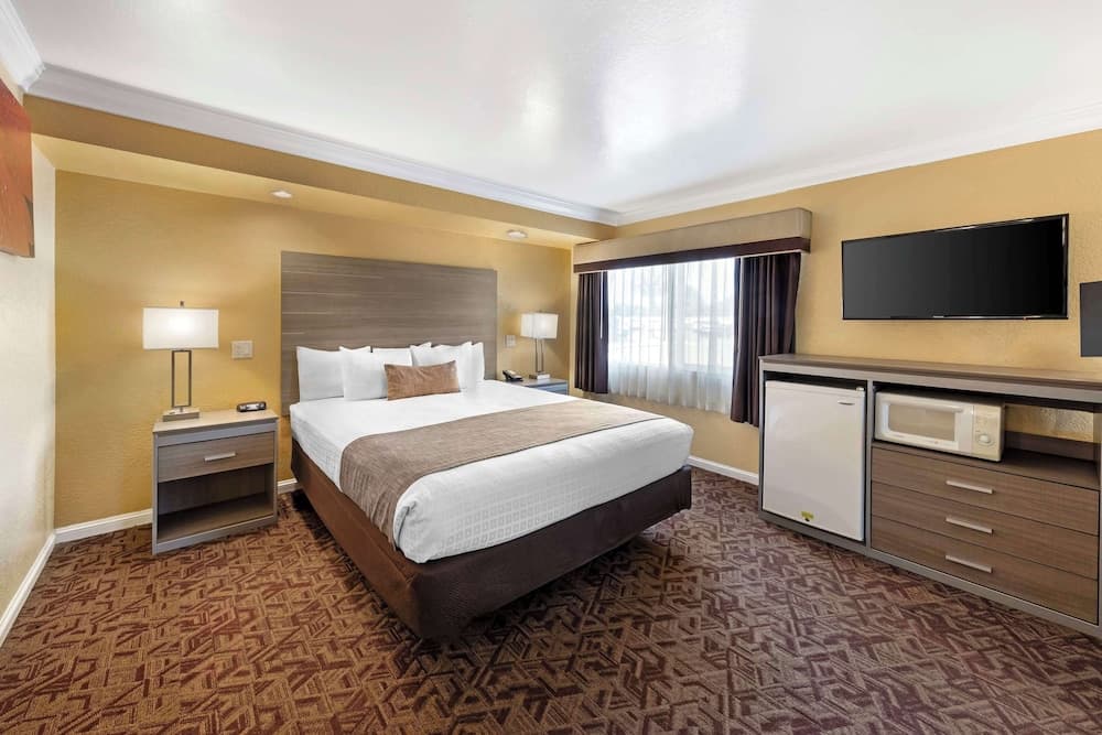 Best Western Hanford Inn gallery photo in Hanford, CA — image 8