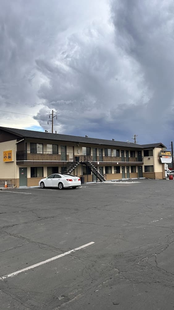 Motel 6 Williams, AZ – Historic Route 66 featured exterior or lobby in Williams, AZ — similar hotel