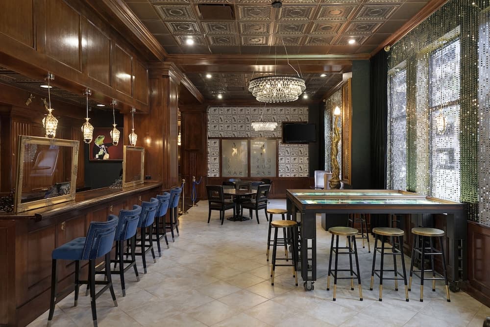 Des Lux Hotel gallery photo in Des Moines, IA — image 25