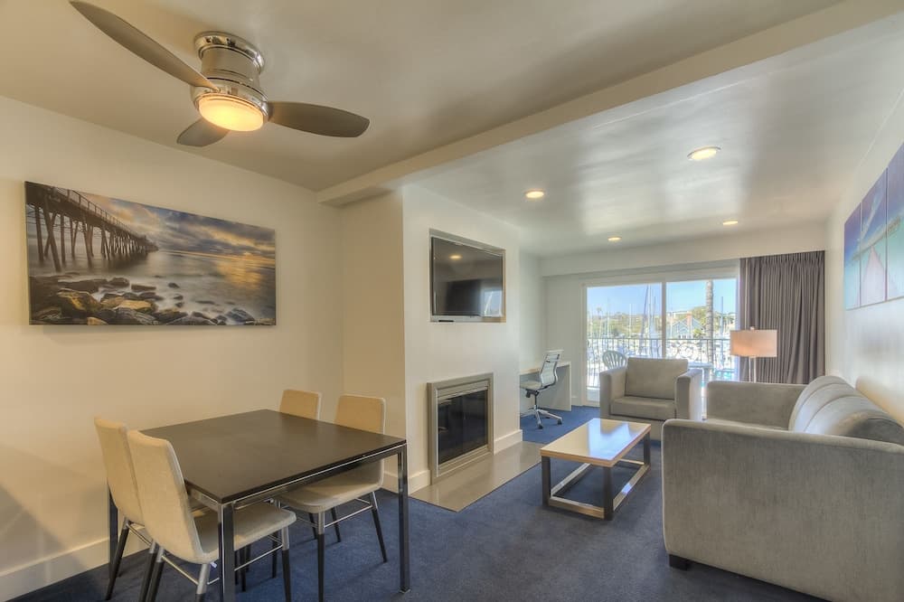 Oceanside Marina Suites interior in Oceanside, CA — gallery photo 2