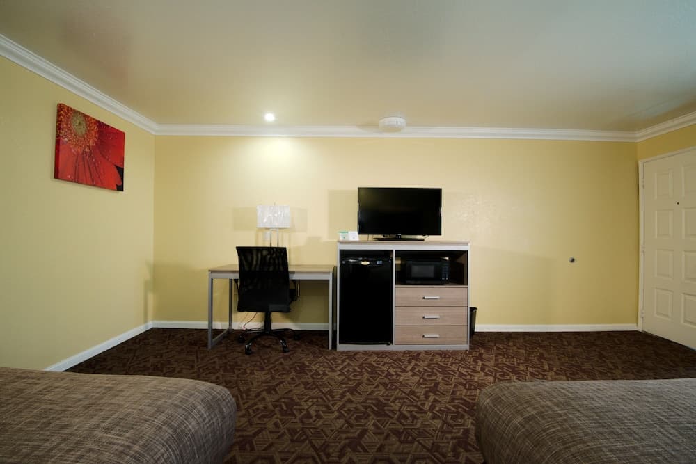 Best Western Hanford Inn gallery photo in Hanford, CA — image 22