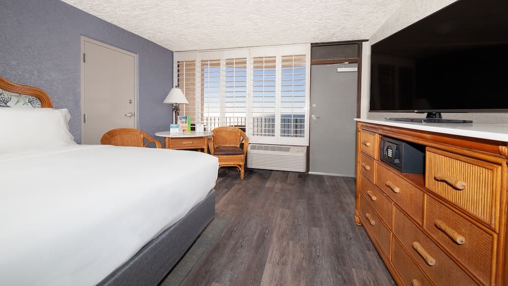 Holiday Inn Resort Panama City Beach by IHG gallery photo in Panama City Beach, FL — image 73