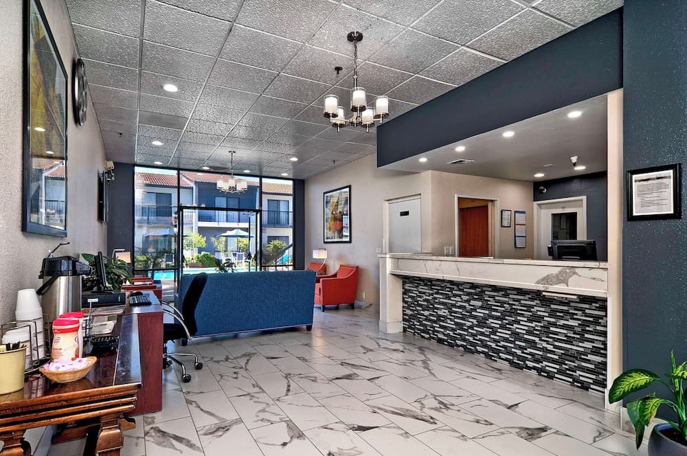 Quality Inn & Suites South San Jose / Morgan Hill property views in Morgan Hill, CA — gallery photo 3