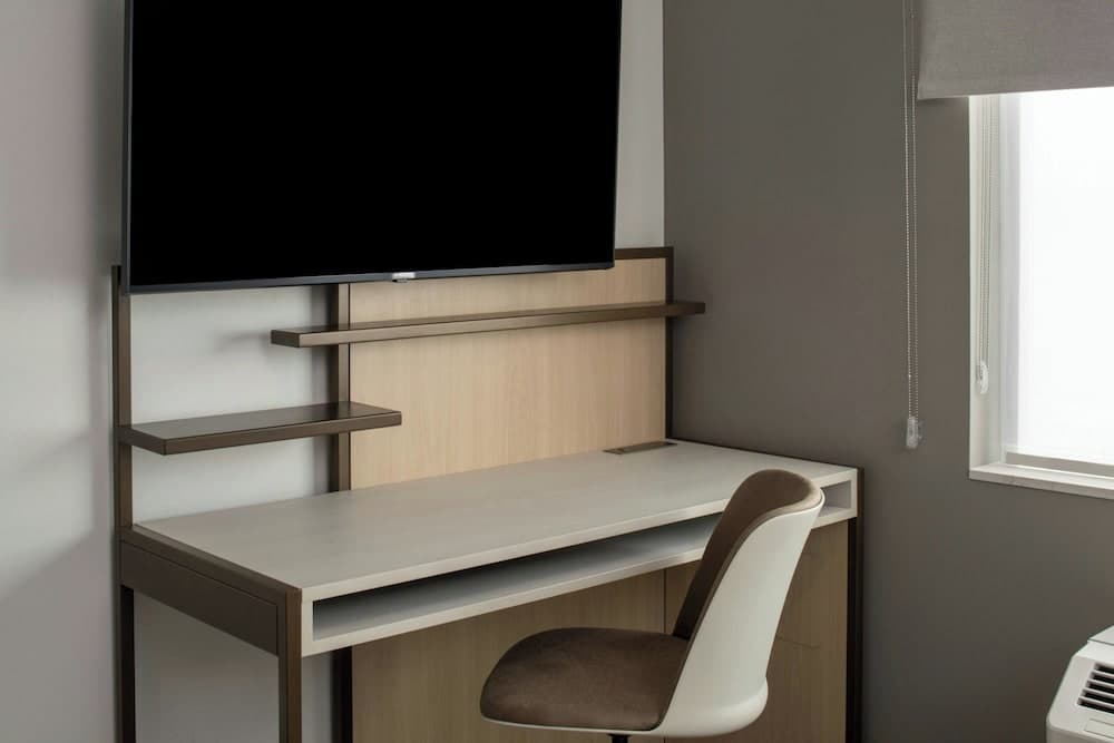 Towneplace Suites By Marriott Surprise Prasada gallery photo in Surprise, AZ — image 5