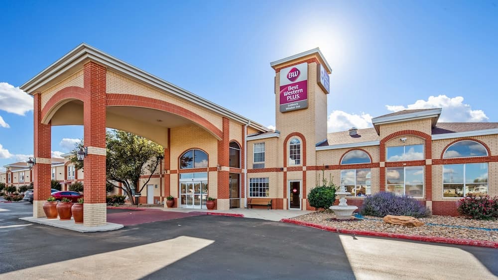 Baymont by Wyndham Lubbock featured exterior or lobby in Lubbock, TX — similar hotel