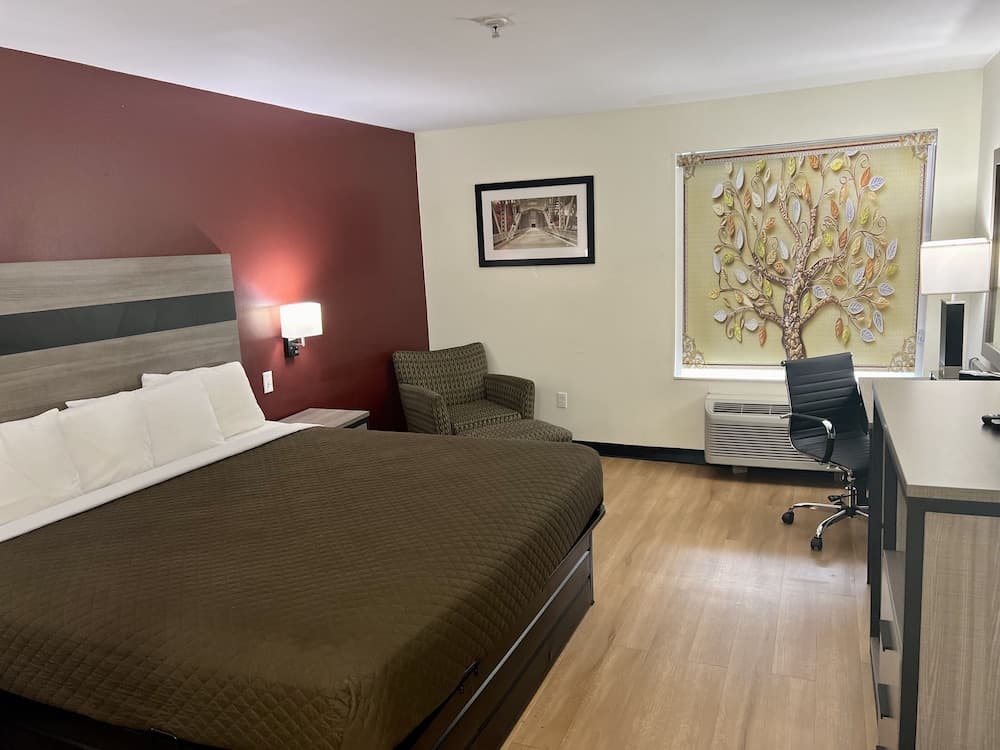 Red Roof Inn & Suites Houma gallery photo in Houma, LA — image 29