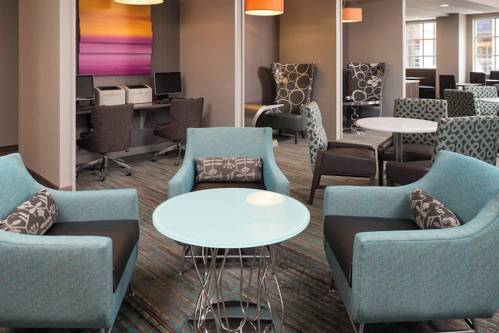 Residence Inn By Marriott Minneapolis Downtown interior in Minneapolis, MN — gallery photo 2