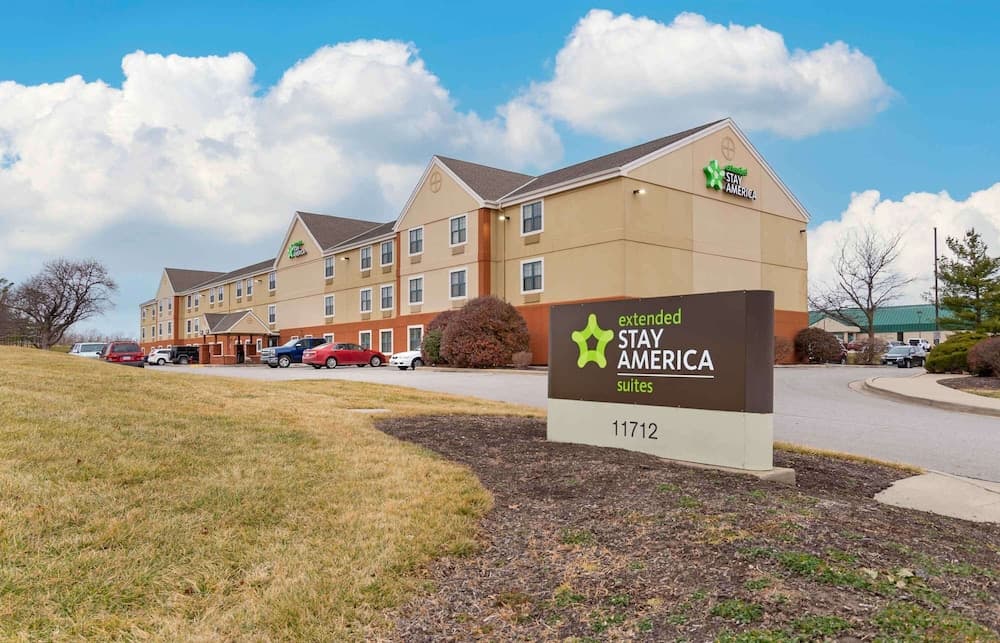 Extended Stay America Suites Kansas City Airport featured exterior or lobby in Kansas City, KS — similar hotel