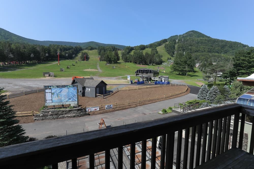 Kaatskill Mountain Club & Condos by Vail Resorts gallery photo in Hunter — image 65