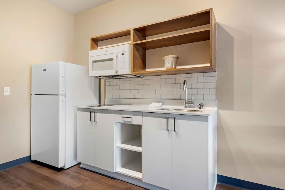 Extended Stay America Premier Suites - Temple gallery photo in Temple, TX — image 37