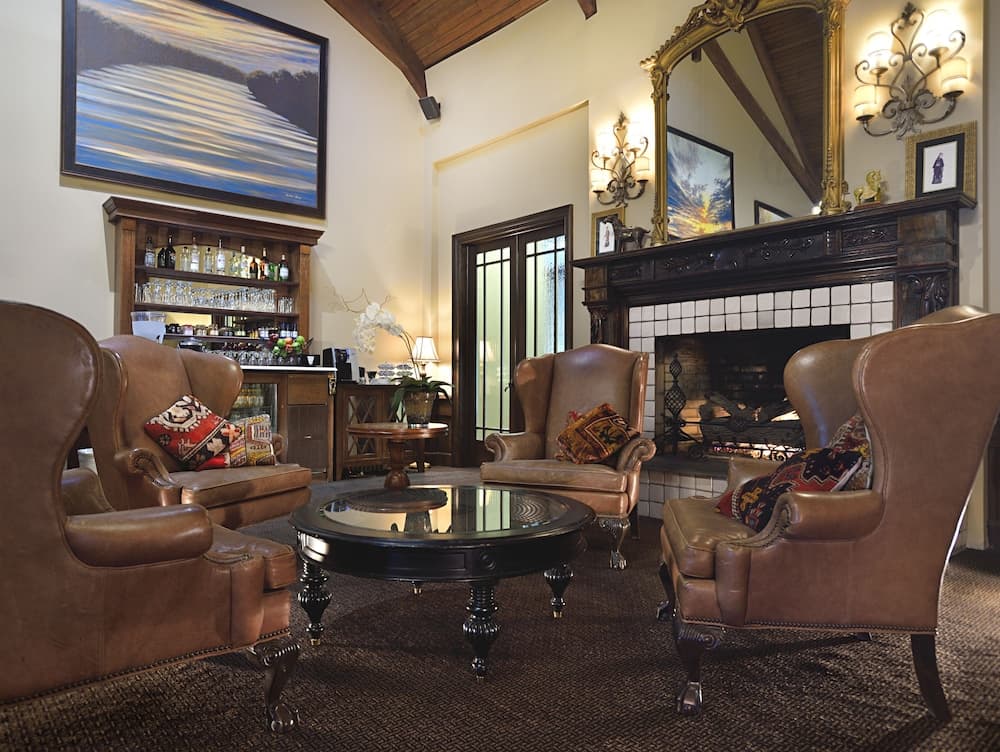Lambertville Station Restaurant and Inn interior in Lambertville, NJ — gallery photo 2