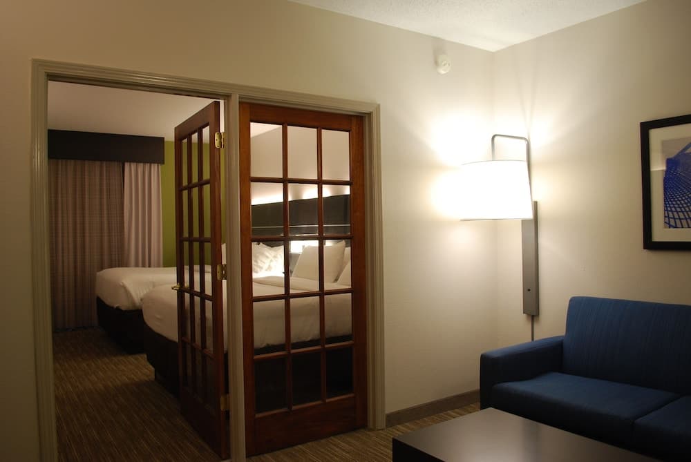 Holiday Inn Express Hotel and Suites Kingsport by IHG gallery photo in Kingsport, TN — image 31