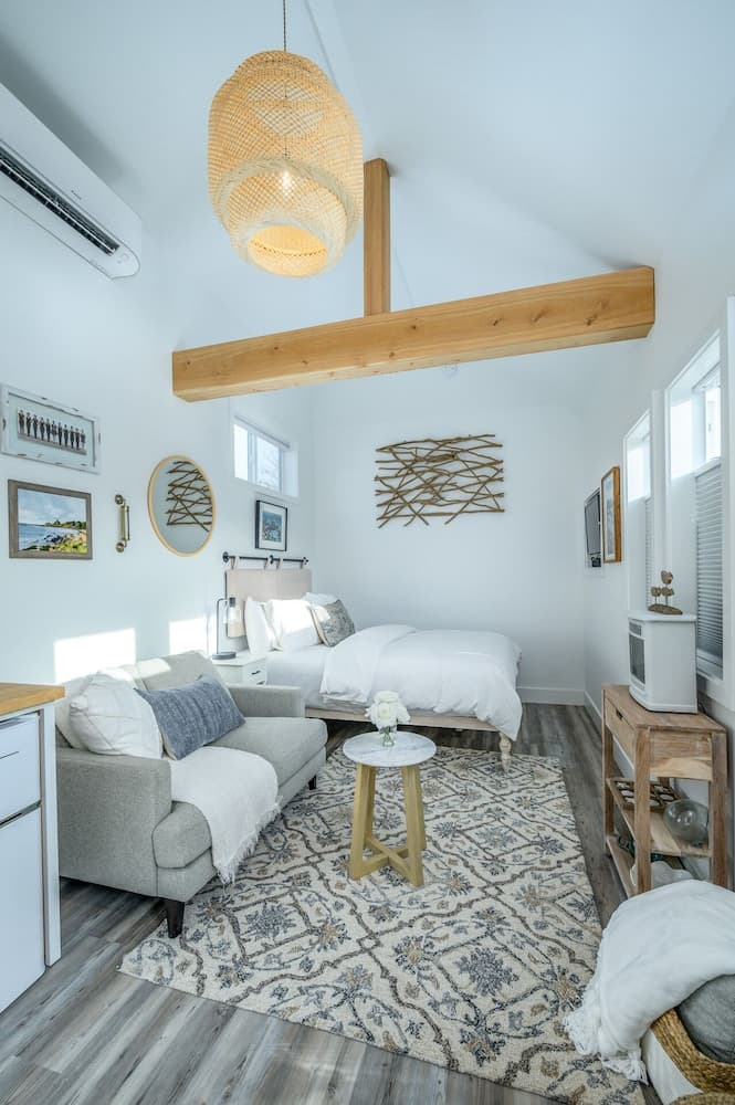 The Boutique Retreat gallery photo in McMinnville, OR — image 52