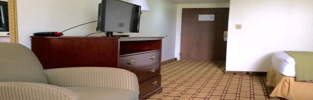 Ruskin Inn Hotel gallery photo in Ruskin, FL — image 32