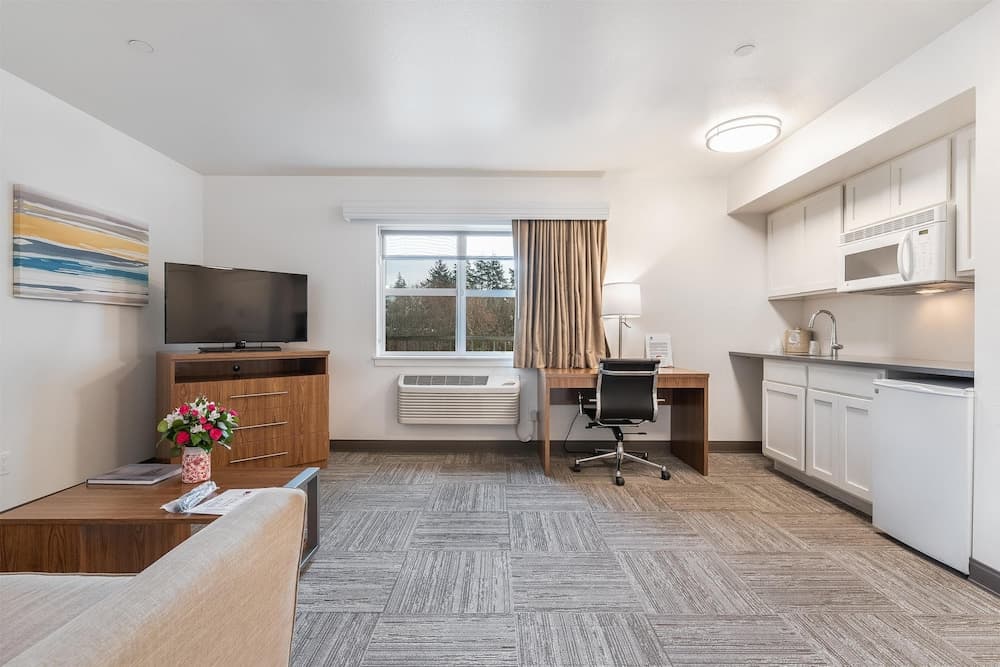 Marshall Suites Bainbridge Island, SureStay Collection by BW gallery photo in Bainbridge, WA — image 12