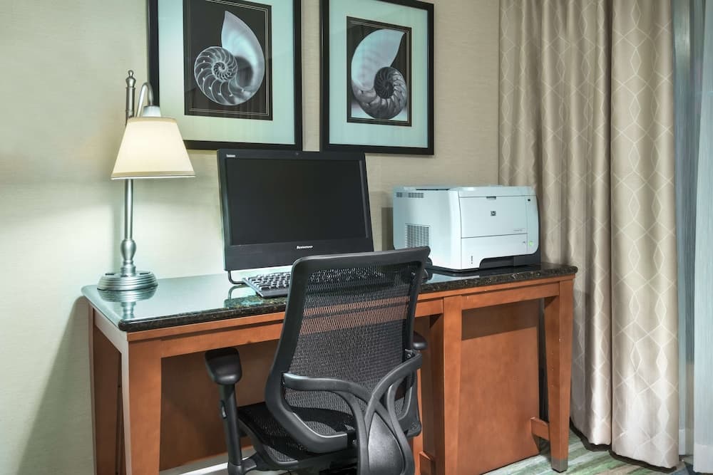 Hampton Inn Bonita Springs/Naples-North gallery photo in Bonita Springs, FL — image 11