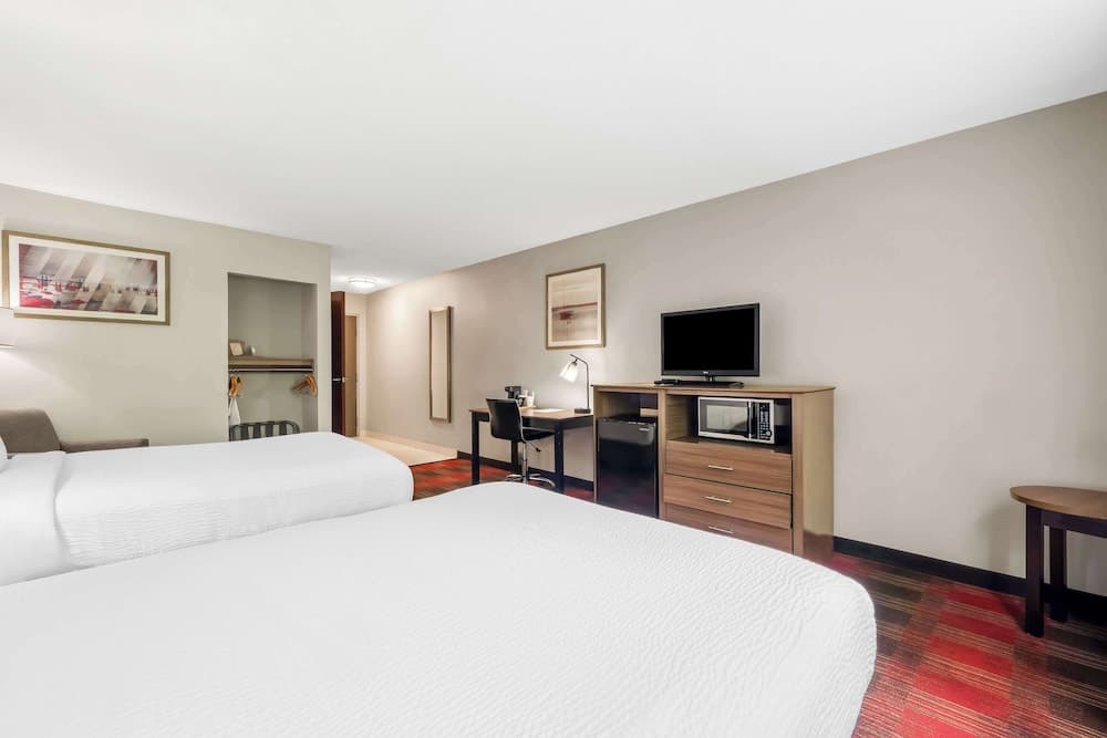 Best Western Dartmouth-New Bedford gallery photo in North Dartmouth, MA — image 12