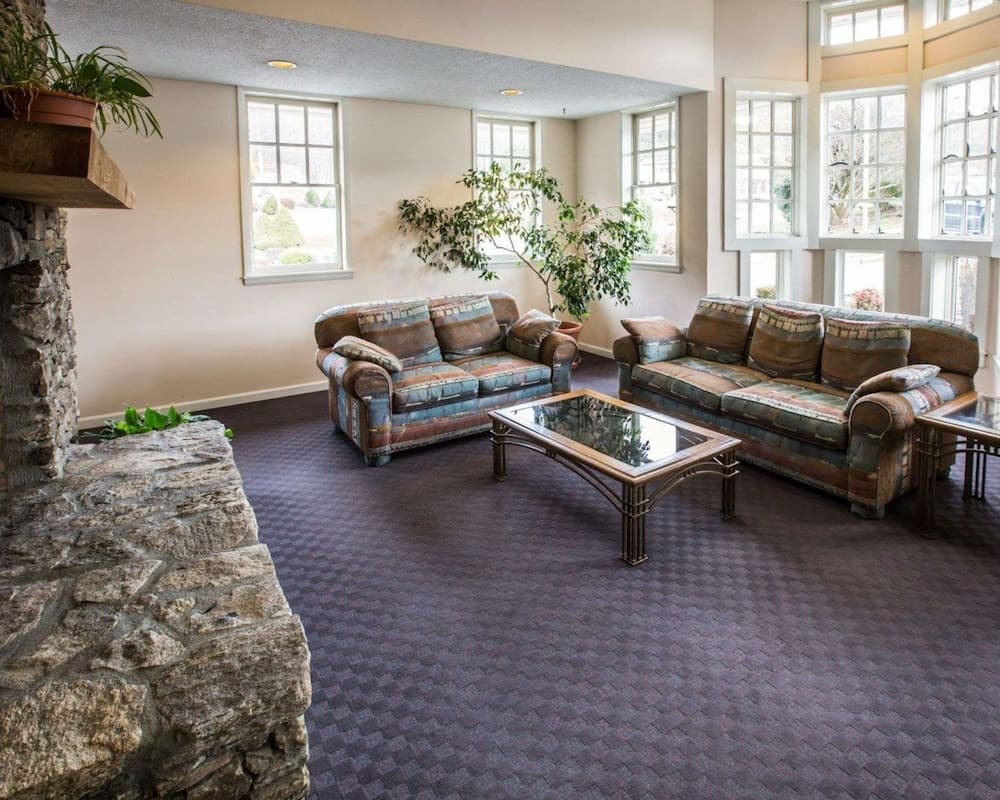 Rodeway Inn & Suites Cherokee On the River property views in Cherokee, NC — gallery photo 3