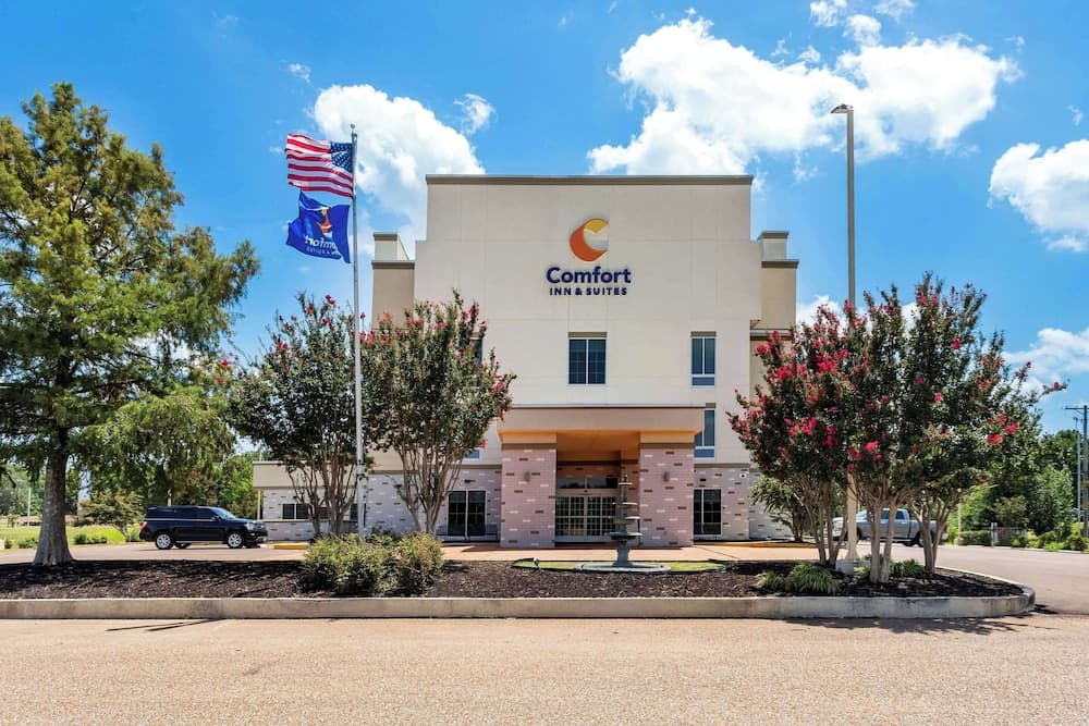 Comfort Inn & Suites Grenada featured exterior or lobby in Grenada, MS — similar hotel