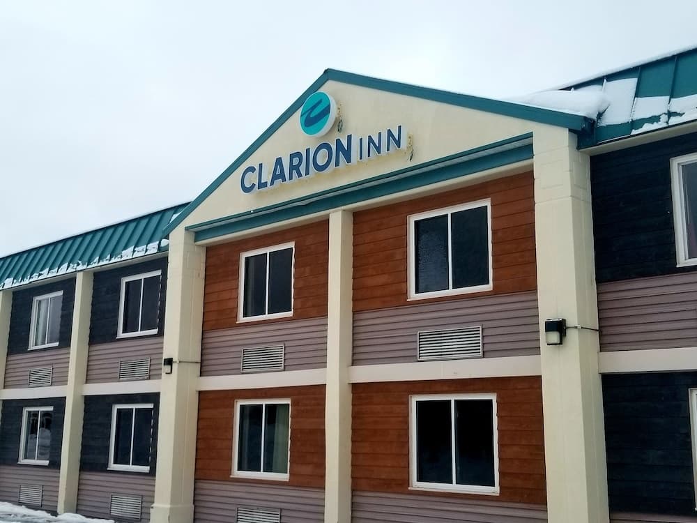 Clarion Inn featured exterior or lobby in Hurley, WI — similar hotel
