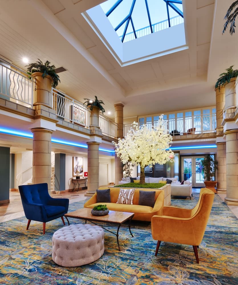 Atrium Hotel at Orange County Airport gallery photo in Irvine, CA — image 35