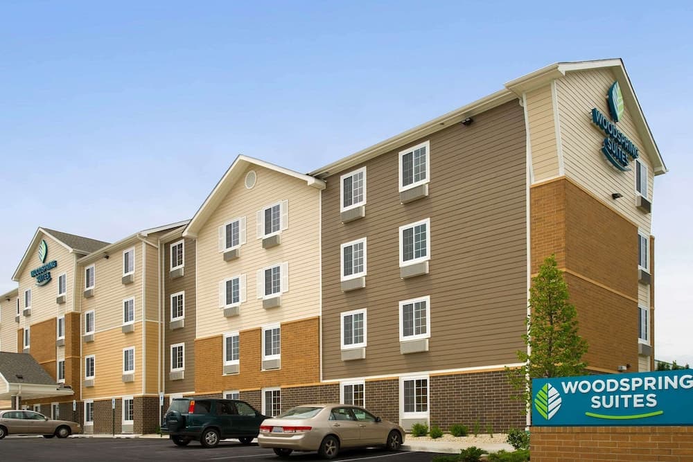 WoodSpring Suites Chicago Romeoville featured exterior or lobby in Romeoville, IL — similar hotel