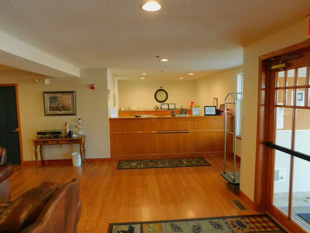 Northwoods Best Inn -Turtle Lake interior in Turtle Lake, WI — gallery photo 2