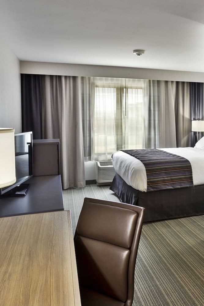 Country Inn & Suites by Radisson, Springfield Southeast gallery photo in Springfield, IL — image 10