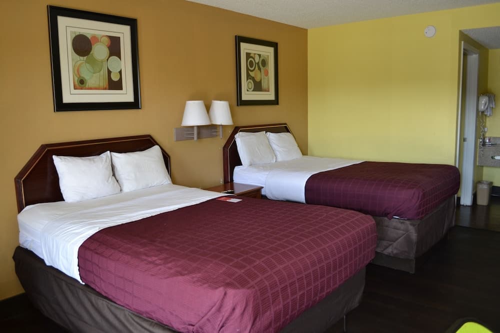 Econo Lodge Picayune property views in Picayune, MS — gallery photo 3