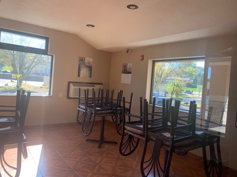 Super 8 by Wyndham Sioux City/Morningside Area gallery photo in Sioux City, IA — image 12