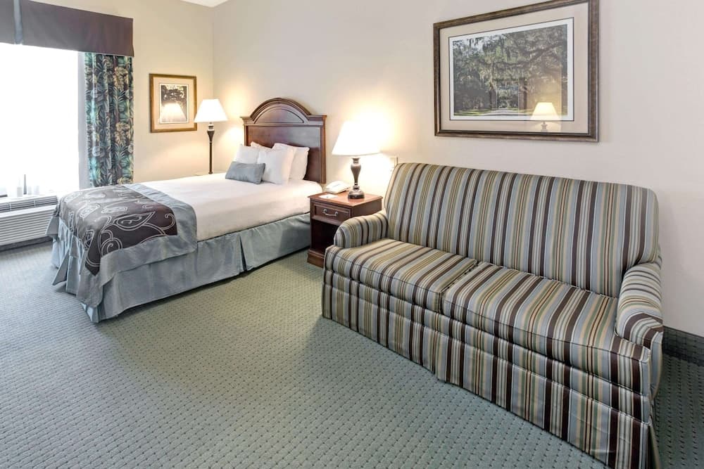 Wingate By Wyndham Charleston gallery photo in North Charleston, SC — image 21