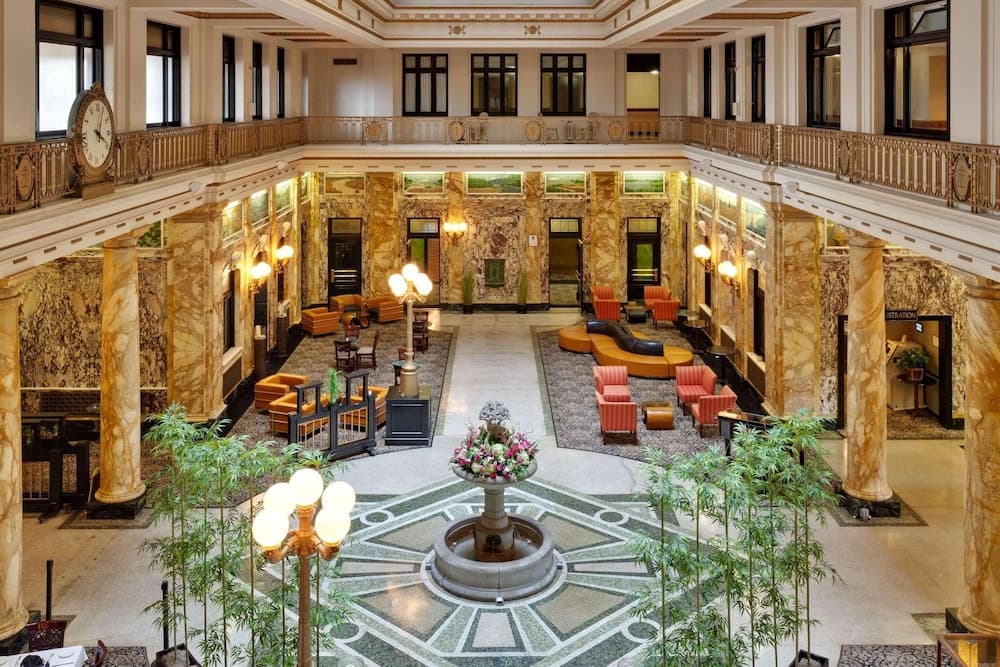 Radisson Lackawanna Station Hotel Scranton interior in Scranton, PA — gallery photo 2