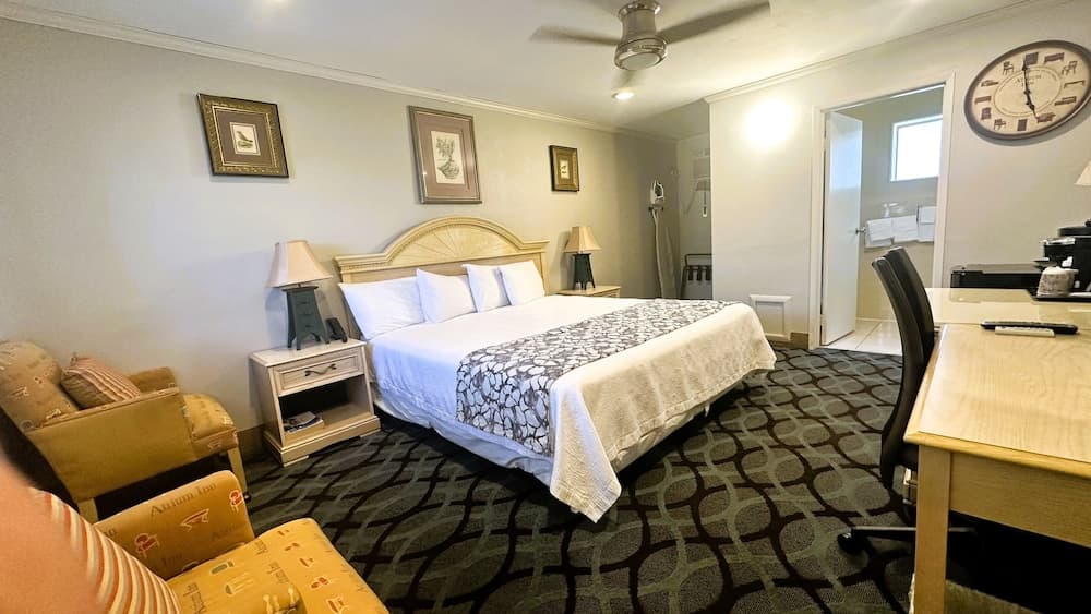 Atrium Inn gallery photo in High Point, NC — image 7