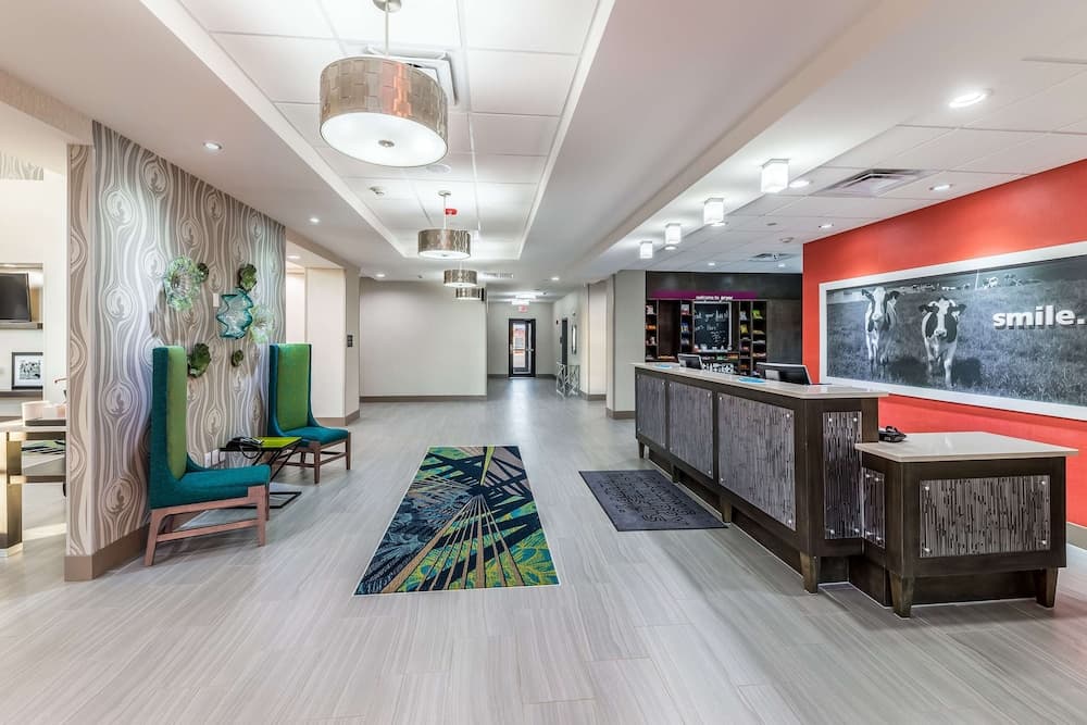 Hampton Inn & Suites Pryor property views in Pryor, OK — gallery photo 3