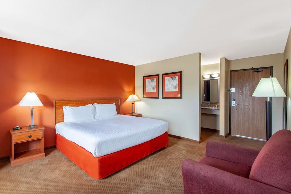 AmericInn by Wyndham Willmar property views in Willmar, MN — gallery photo 3