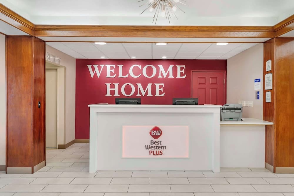 Best Western Plus Riata property views in Brownwood, TX — gallery photo 3