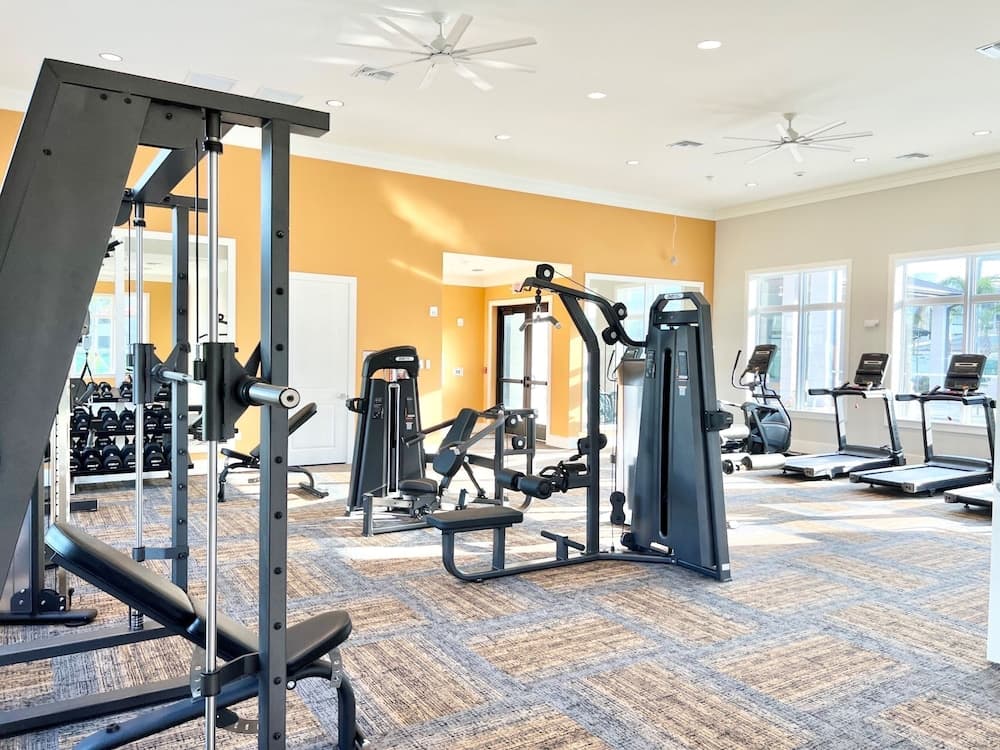 Landing Palmetto Apartments property views in Palmetto, FL — gallery photo 3